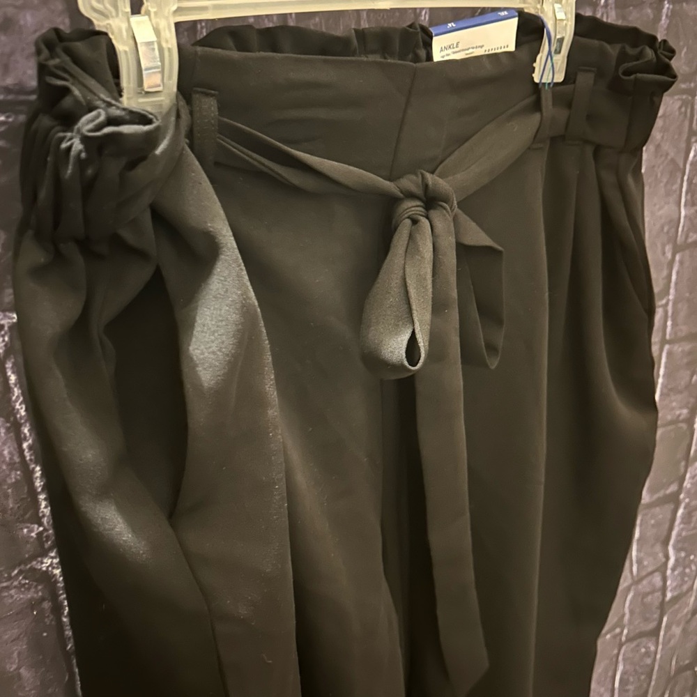 NWTS POPSUGAR High-rise Wide-Leg Cropped Ankle  Paperbag Front Tie Plus Sz 2X